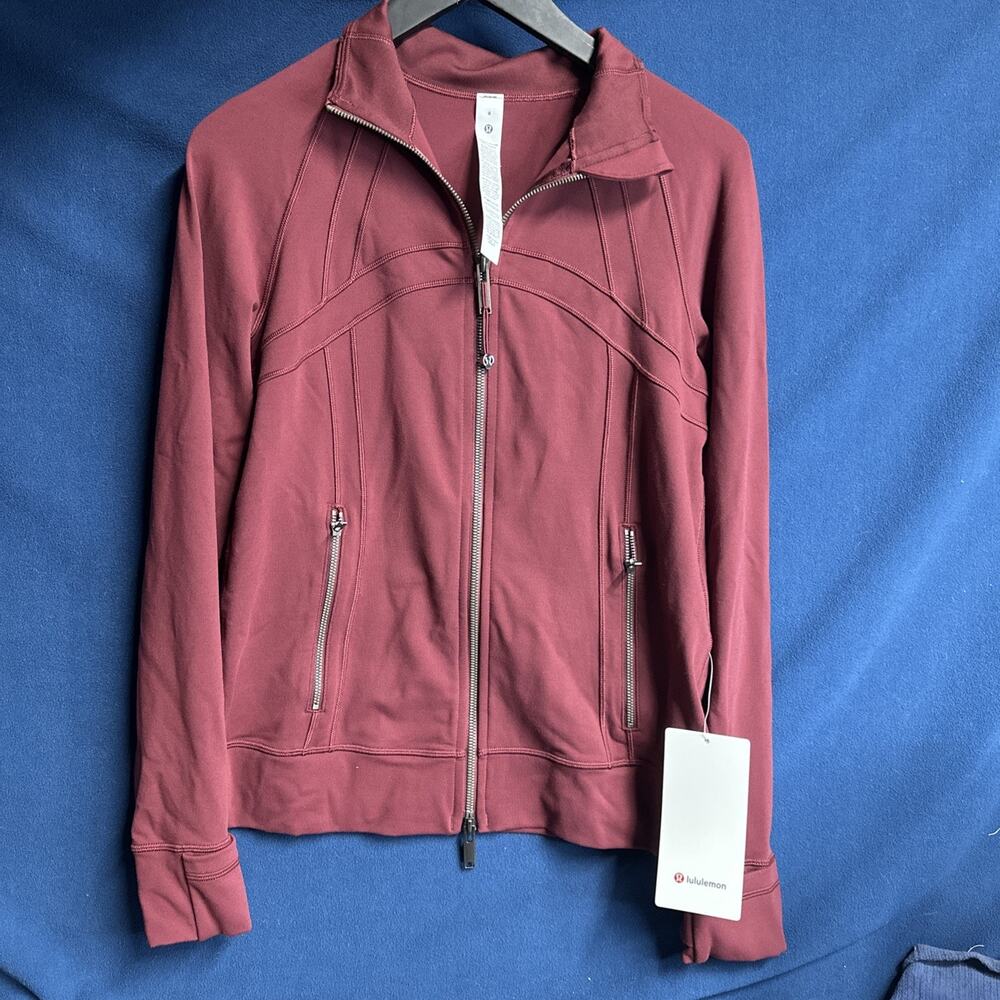 Lululemon Define Track Jacket LUON Size 6 Burgundy BAY